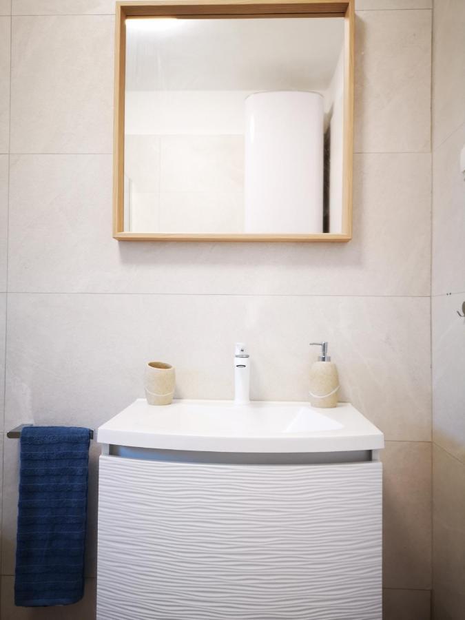 Apartment Sunrise, Coastal Istra, Pula Duga Uvala Pavicini エクステリア 写真