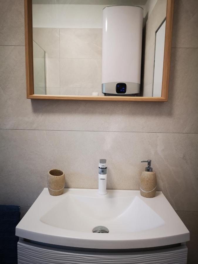 Apartment Sunrise, Coastal Istra, Pula Duga Uvala Pavicini エクステリア 写真