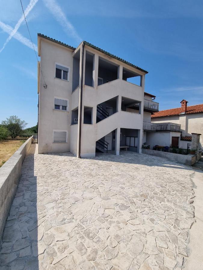 Apartment Sunrise, Coastal Istra, Pula Duga Uvala Pavicini エクステリア 写真