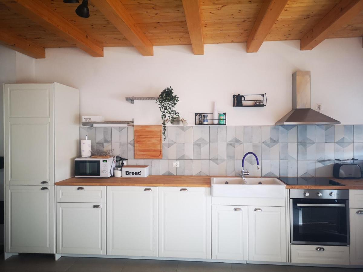Apartment Sunrise, Coastal Istra, Pula Duga Uvala Pavicini エクステリア 写真